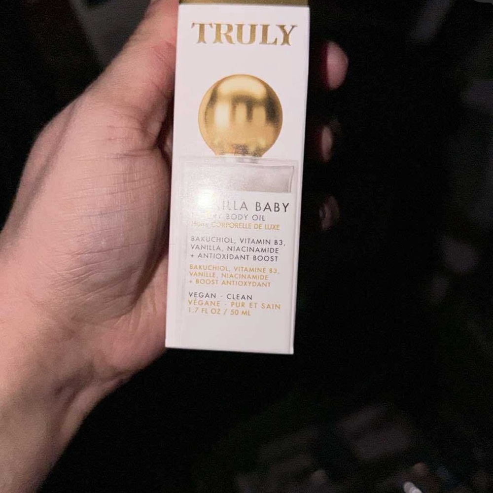 TRULY Vanilla Baby Body Oil with Gold Accents